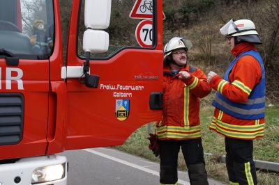 Keltern: Schwerer Verkehrsunfall mit drei Pkw - mehrere Verletzte